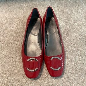 Tahari Red Patent / Mirrored Block Heel